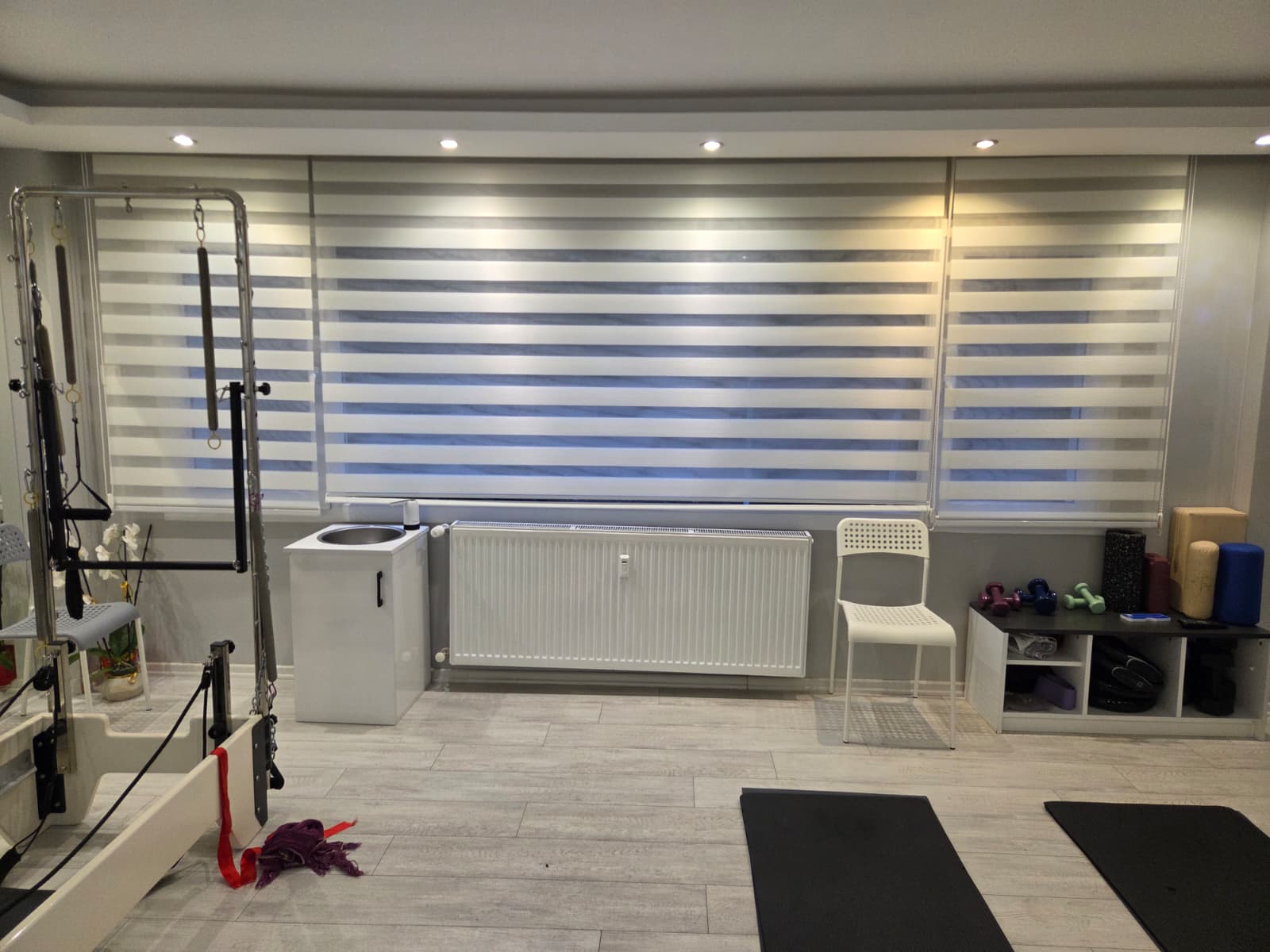 Pilates ve Spor Salonu Zebra Perde Temizliği